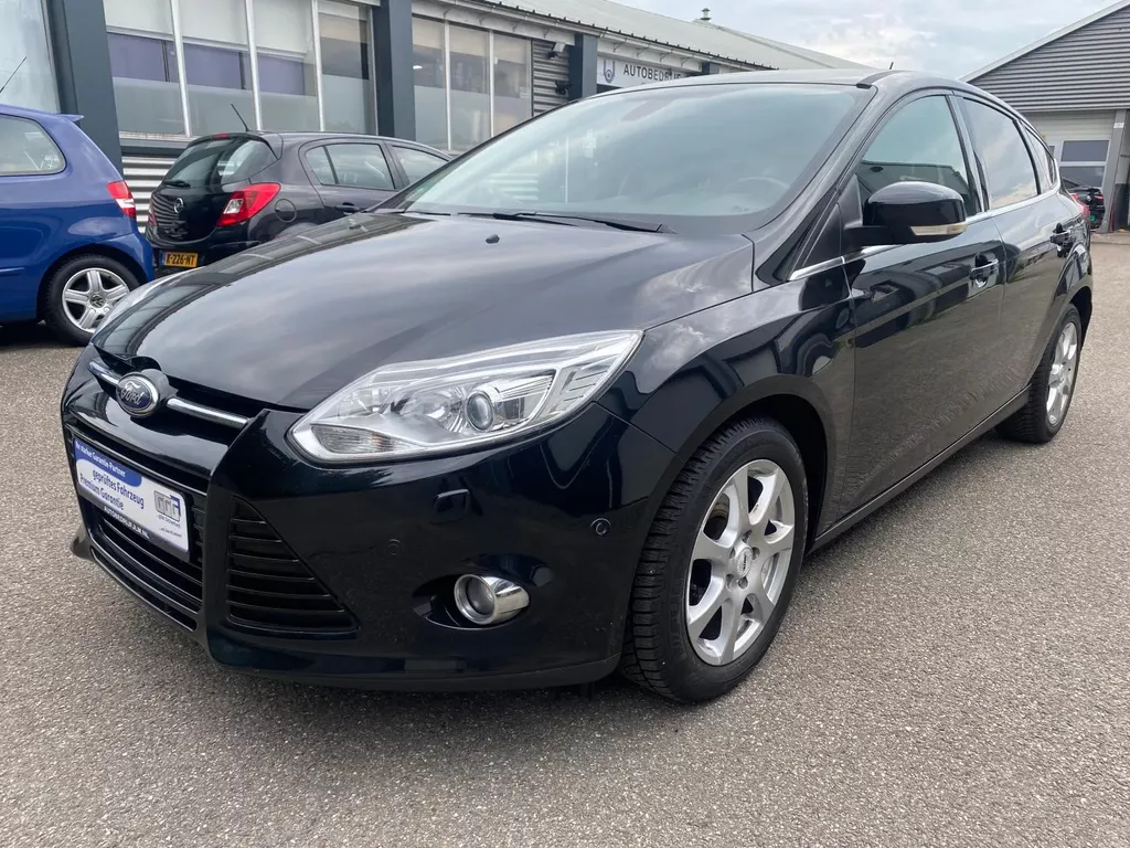 Ford Focus 1.0 EcoBoost Titanium 98000 km 2013