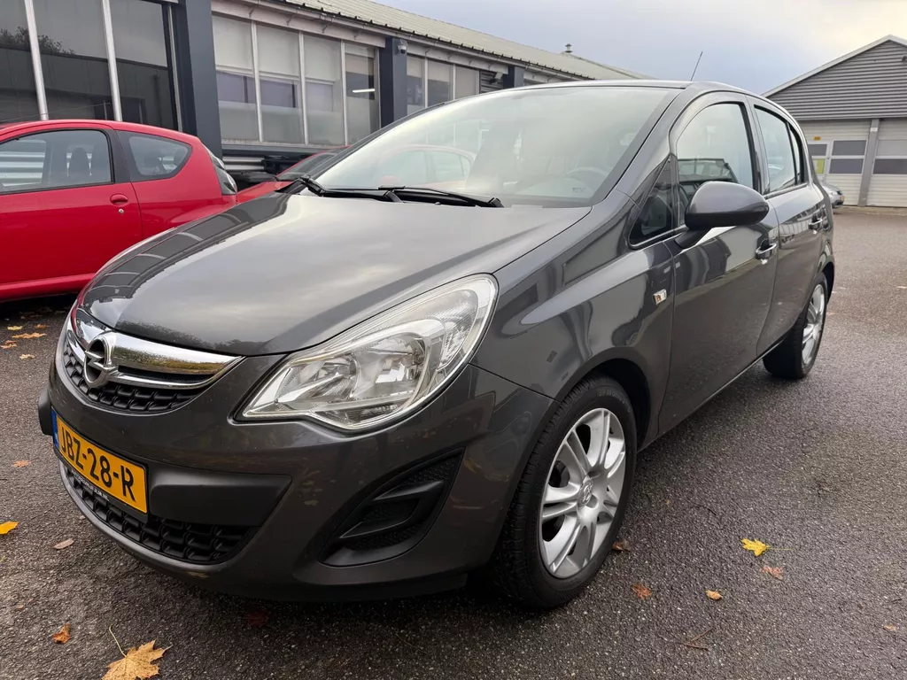 Opel CORSA 1.2-16v Edition 2012 Airco Cruise Control