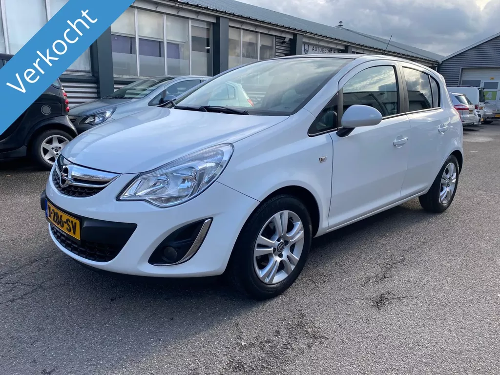 Opel Corsa 1.4-16V Coior Edition verkocht